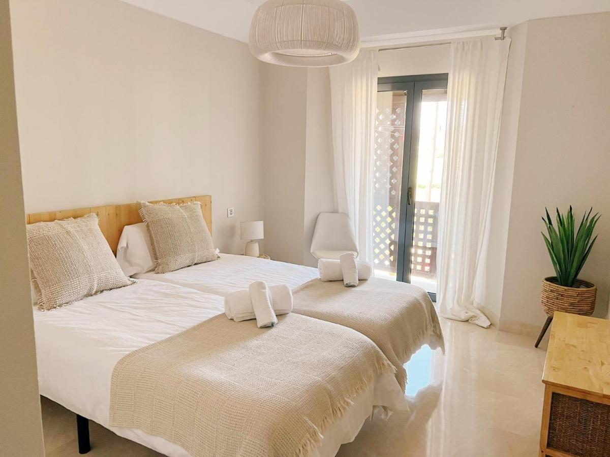 Sotogrande Alboaire- Waterfront Luxury 4 Bedroom Apt In The Marina Of 소토그란데 외부 사진