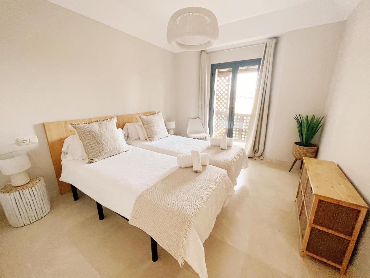 Sotogrande Alboaire- Waterfront Luxury 4 Bedroom Apt In The Marina Of 소토그란데 외부 사진